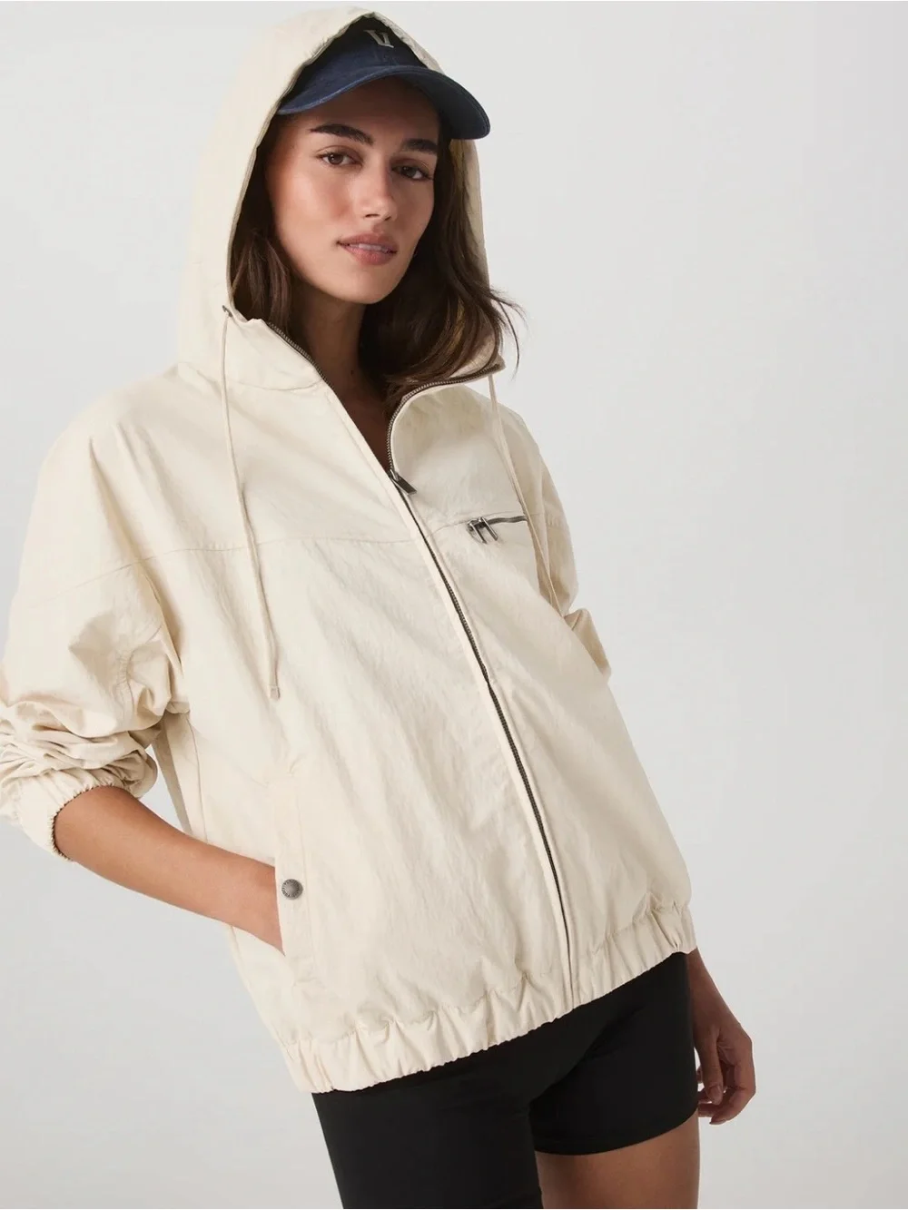 Vuori Ventana Hooded Jacket - Picture 6 of 15